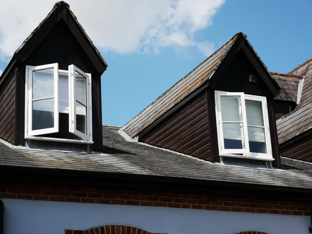Timber casement windows by Kings Stag Joinery