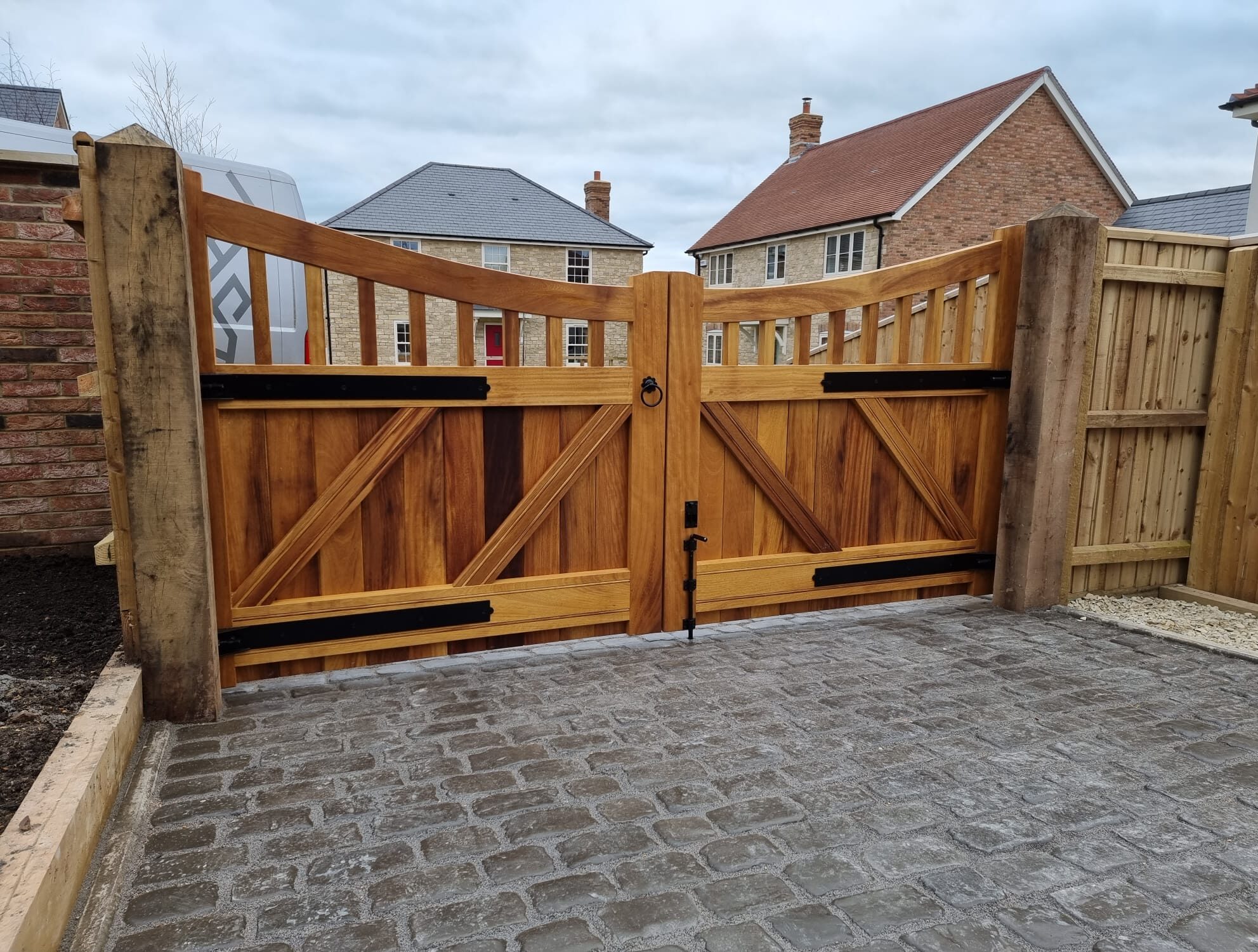Bespoke timber entrance gate by Kings Stag Joinery